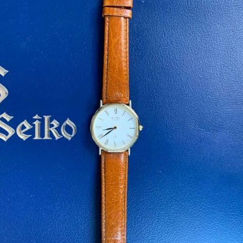 極薄美品スイスセイコークォーツメンズ　★極希少スイスセイコーレザーベルト交換済み