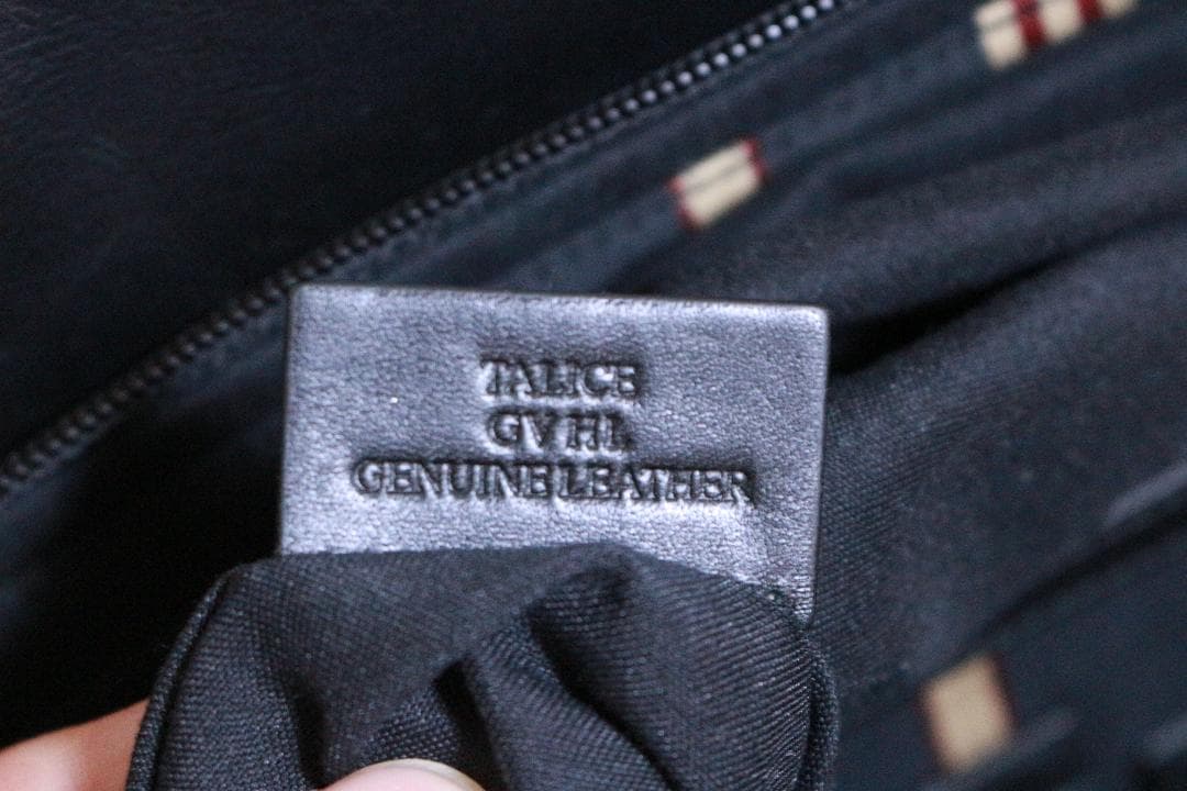 BALLY　本革キャリーバッグ