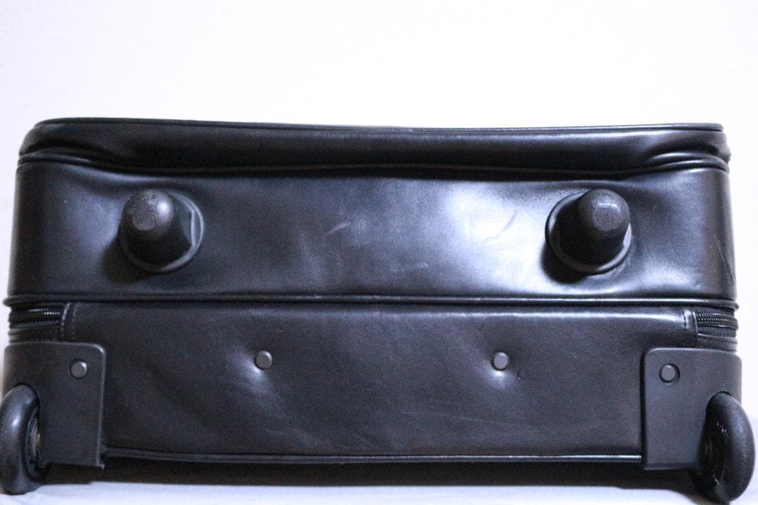 BALLY　本革キャリーバッグ