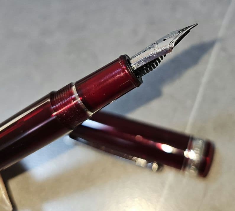 プラチナ万年筆 センチュリー#3776 UEF 超極細 ブルゴーニュ