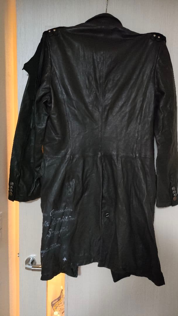 switchblade コート