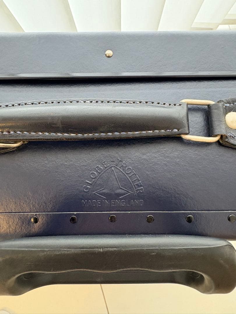 グローブ・トロッター×SHIPS 21インチ スーツケース