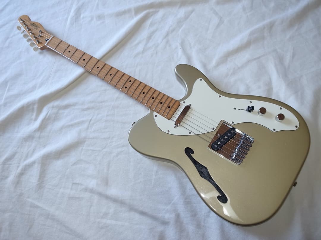 レア　SQUIER テレキャスターシンライン　MOD