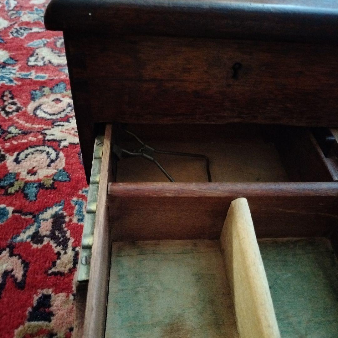 イギリスの古い木製レジスター　Cash Till