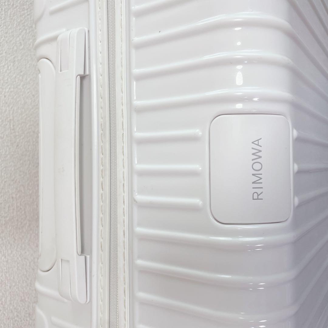 RIMOWA essential 832.63 60L スーツケース 3〜5泊