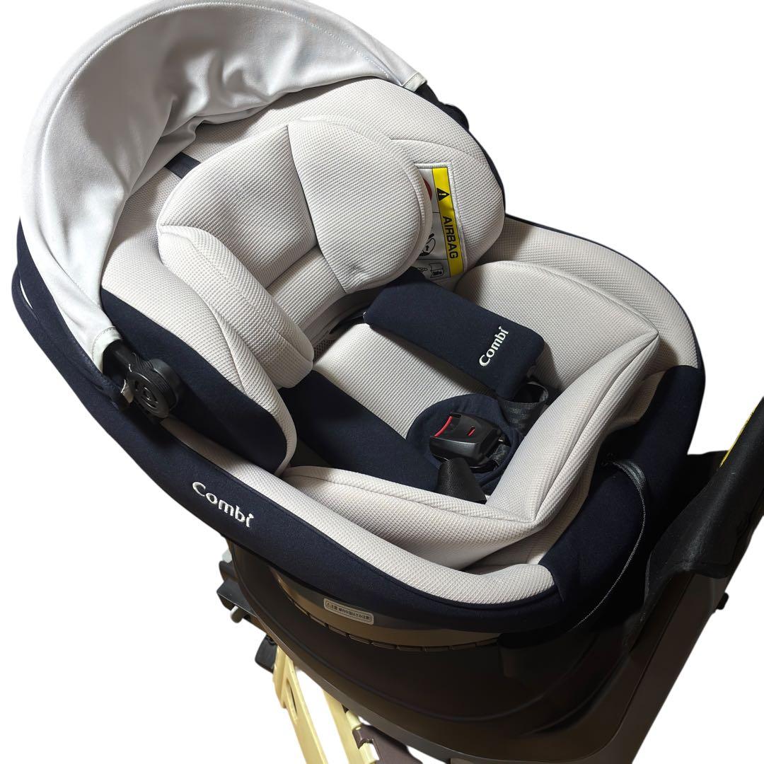 美品 combi クルムーヴスマート Light ISOFIX エアスルーシート