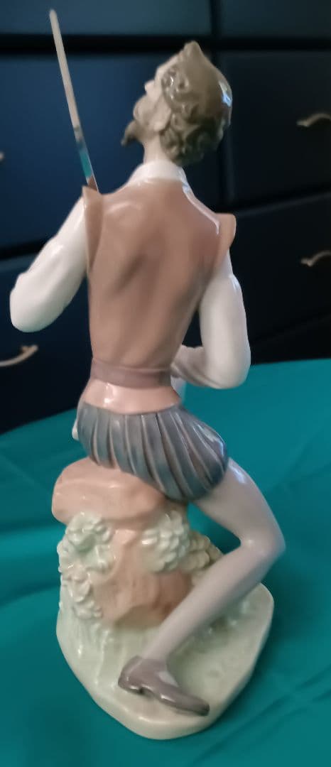 リヤドロ　LLADRO　ドン・キホーテ　スペイン　磁器　ロゴ入りスタンドセット