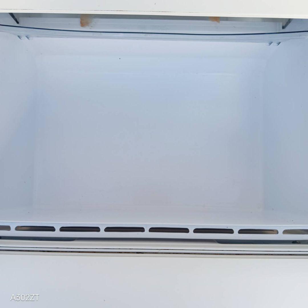 942送料設置無料　アクア　大型冷蔵庫　自動製氷機能付き　238L 人気モデル