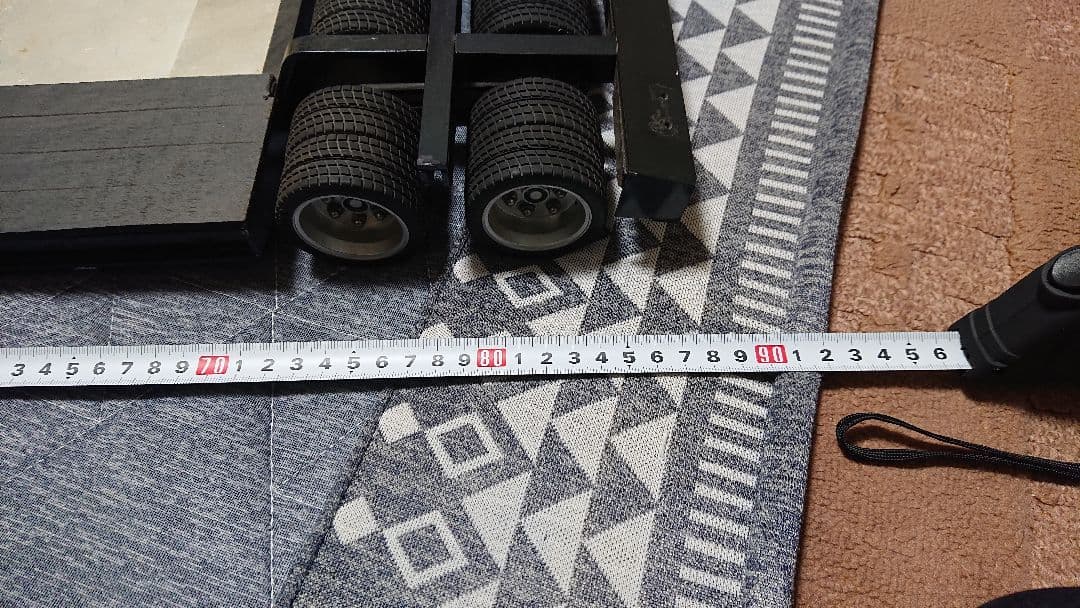 タミヤ　1/14 トレーラーラジコン　16輪低床台車