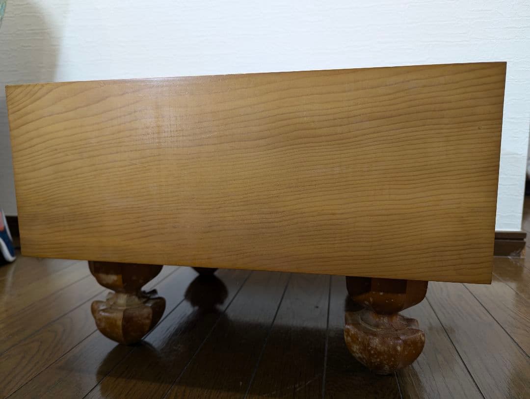 本格囲碁セット　基盤　蛤碁石　那智黒石　脚/へそ　桐のケース付き