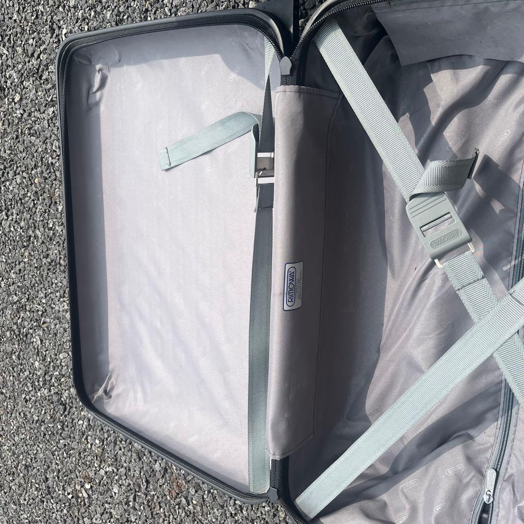 リモワ　サルサ　キャリーケース　３３L　機内持ち込み可　ブラック　85152