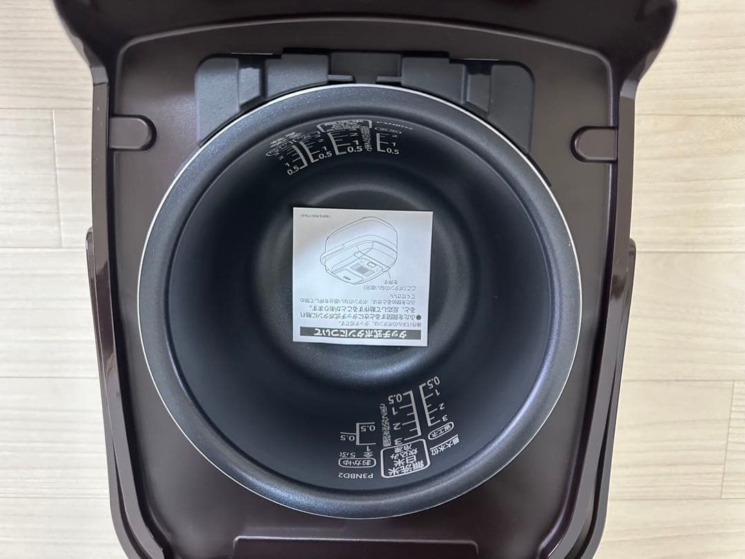 【新品同様】アイリスオーヤマ　圧力IH銘柄炊き　炊飯器　RC-PH30-T