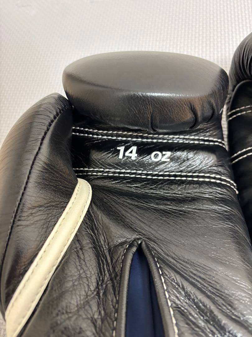 【美品】Winning ボクシンググローブ 14oz ブラック