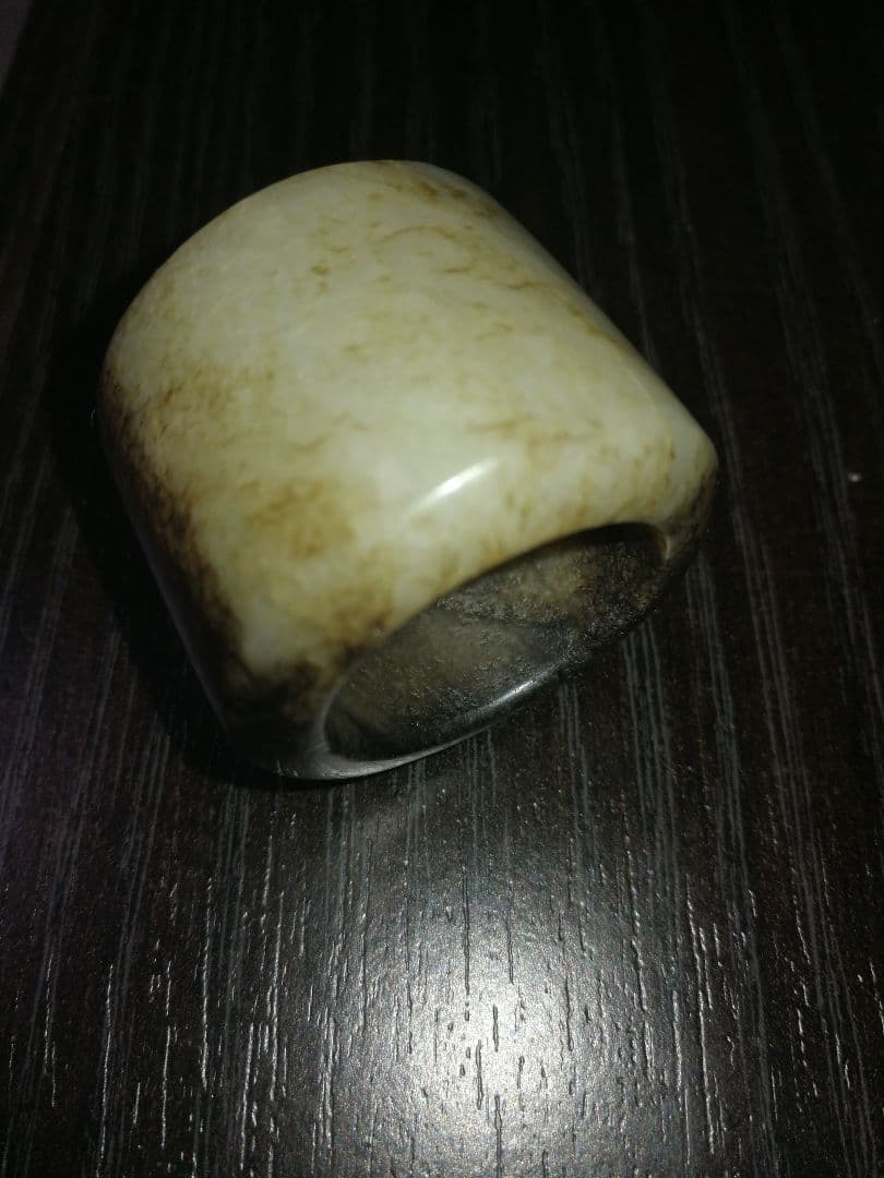 玉の指輪　骨董品