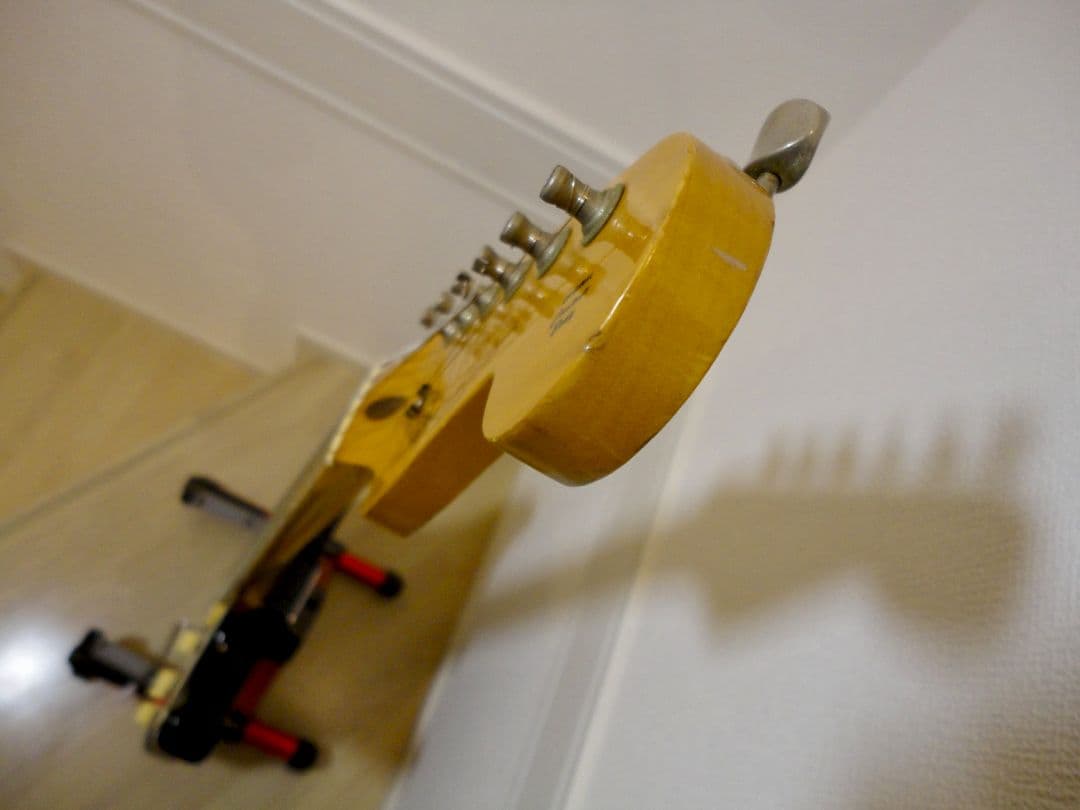 【メンテ済】Fender Japan ストラトキャスター Jシリアル st57