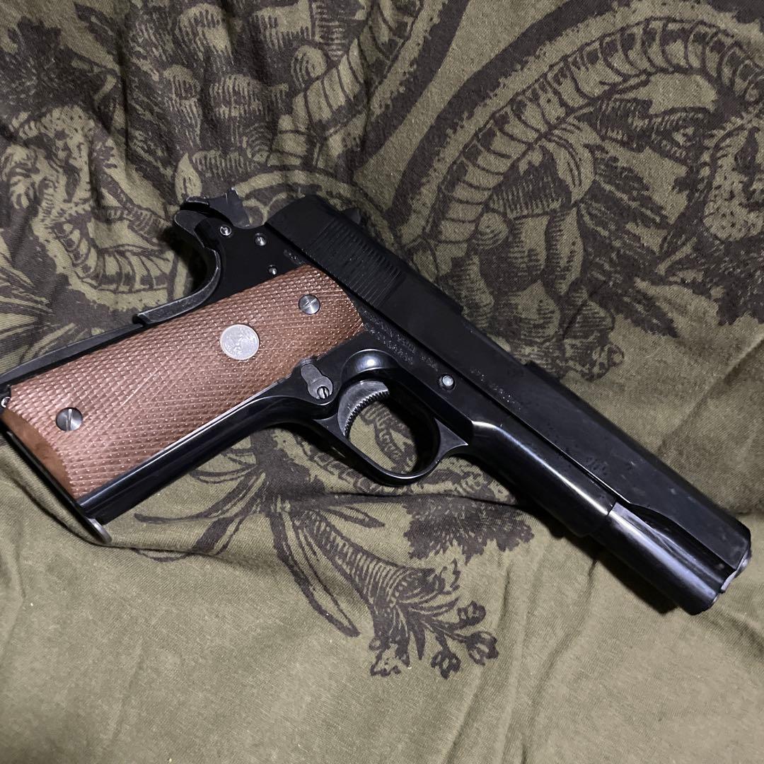 1911 ブラックモデルガン 　プラスチック製