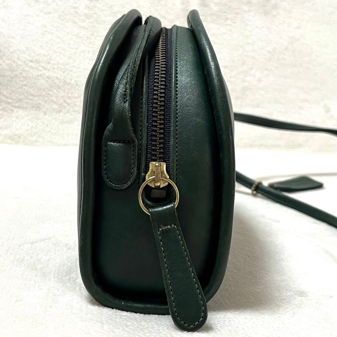 オールドコーチ　ショルダーバッグ　グリーン　ハーフムーン　三日月　USA