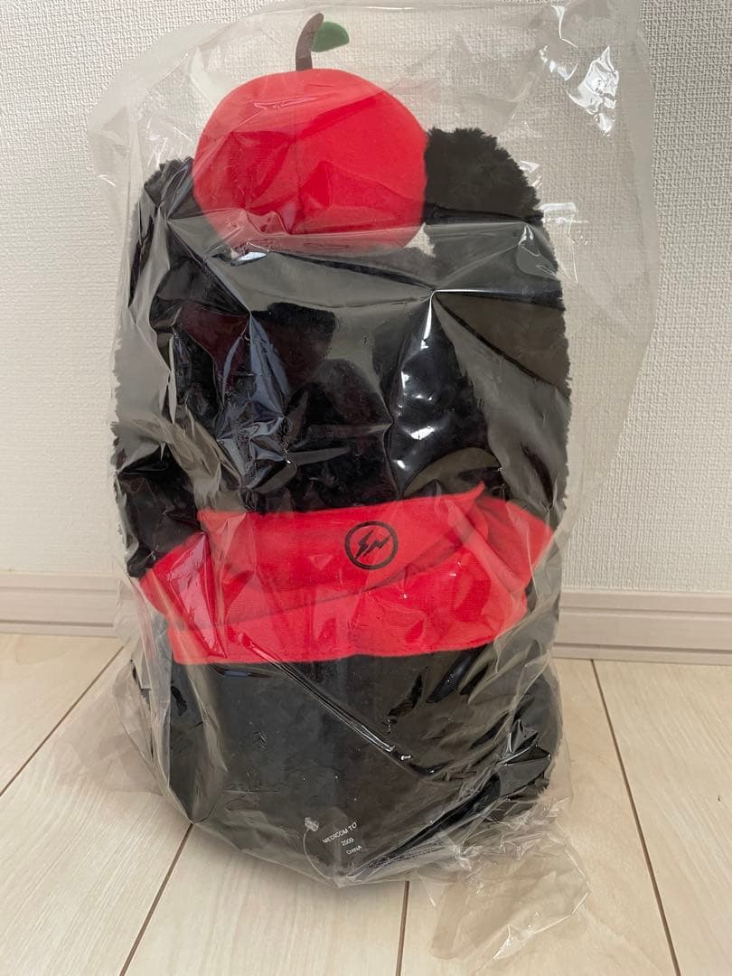 FRAGMENT DESIGN × medicom toy 未開封品