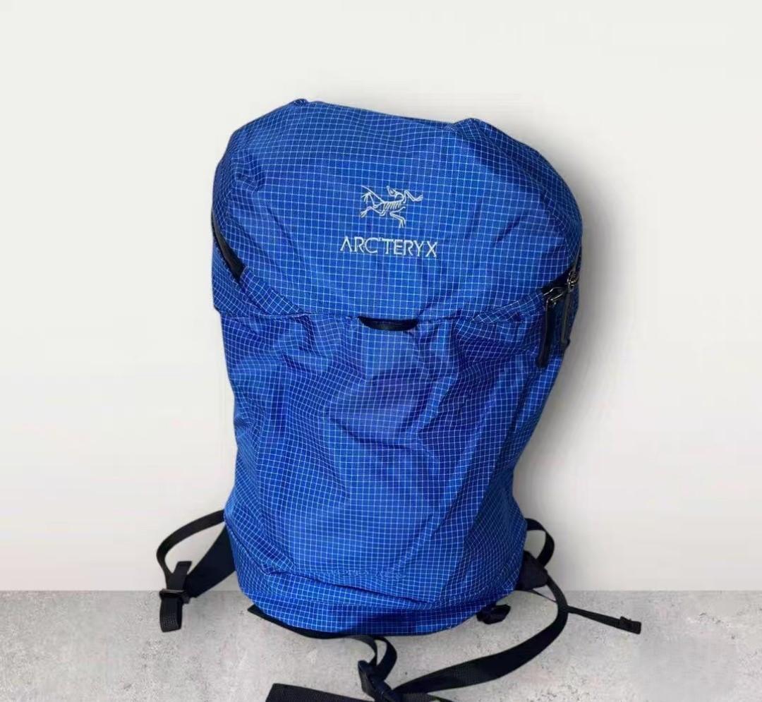 未使用ARC'TERYX ブルー チェック柄 リュック