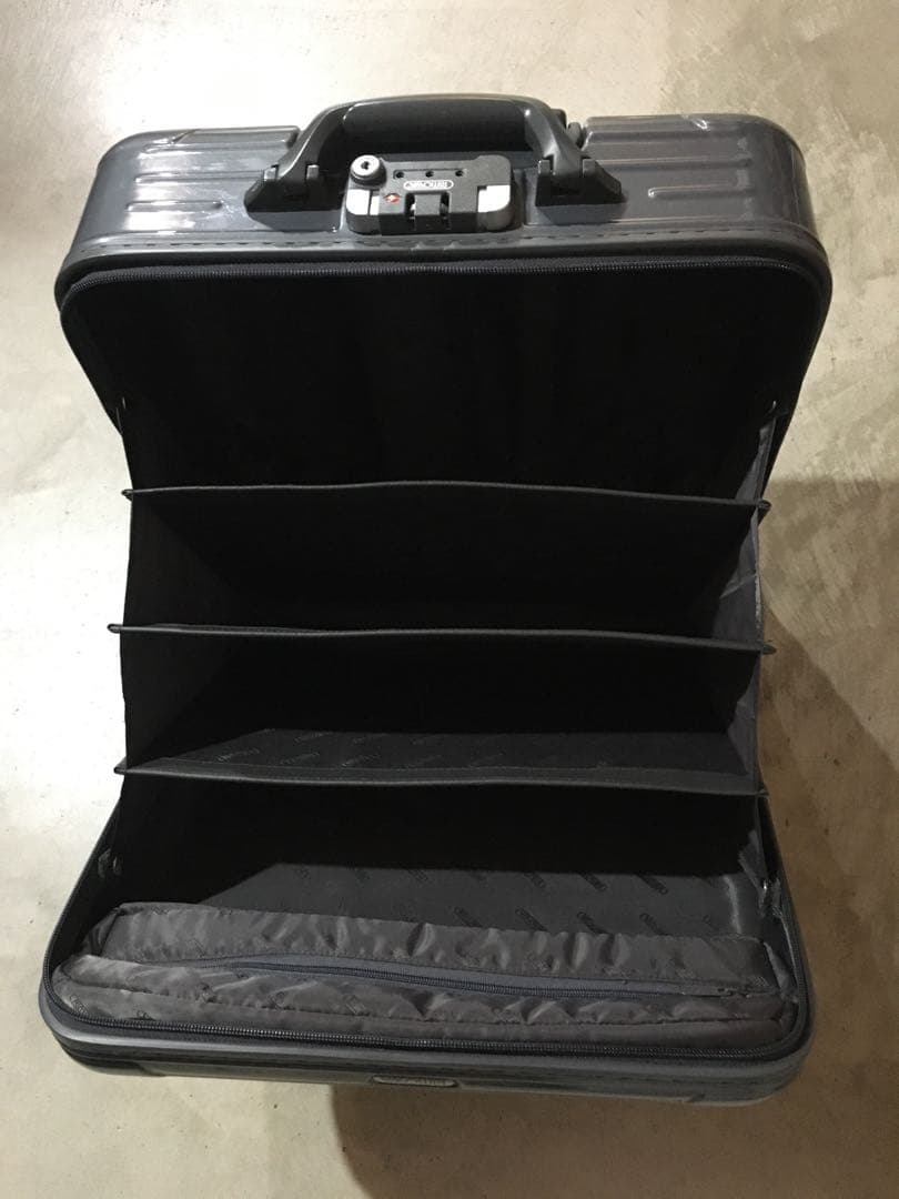 早い者勝ち！　RIMOWA リモワ サルサ デラックス ビジネストロリー