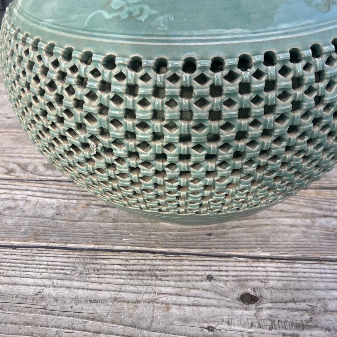 青山作 特大壺 高麗青磁 透かし 雲鶴紋 二層網目 花瓶 網目彫 緑色 双耳大型