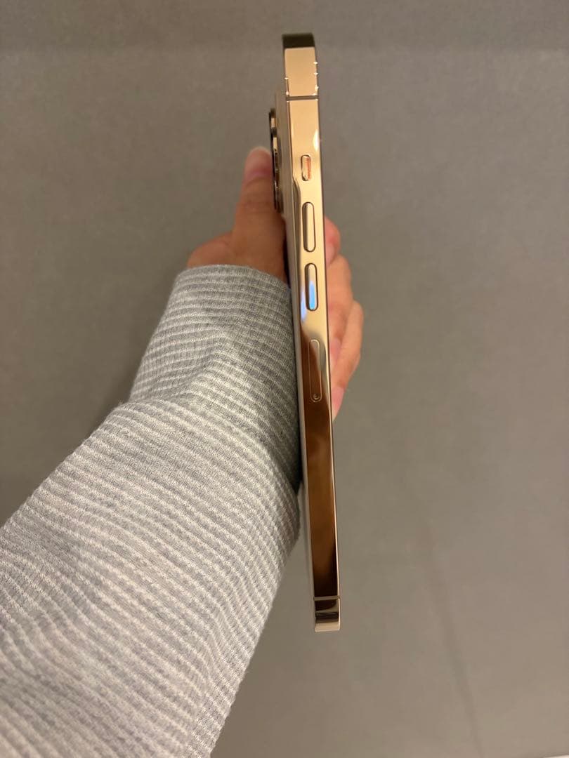 iPhone13Pro Max 256GBゴールド 美品