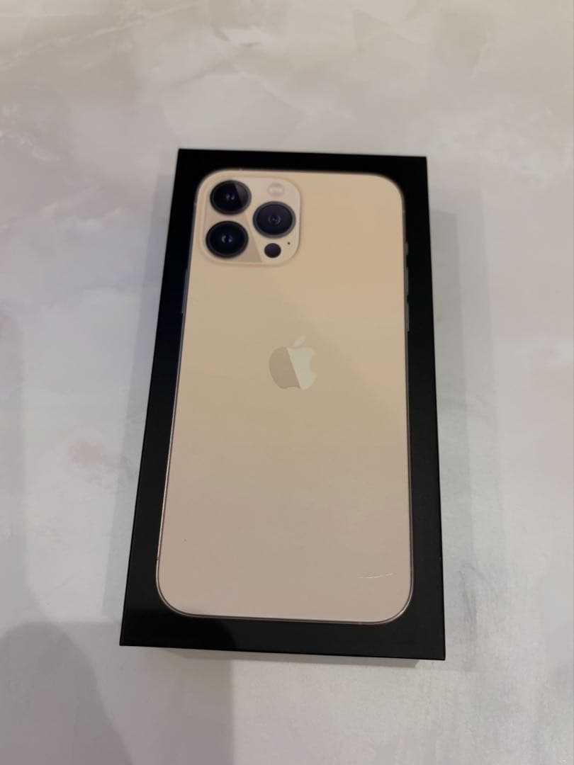 iPhone13Pro Max 256GBゴールド 美品