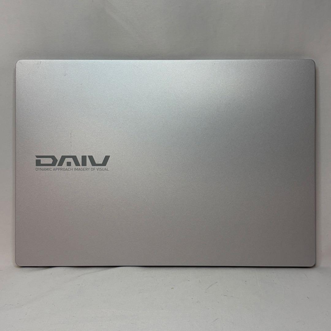美品 DAIV 4P 11世代 i7 32GB 512GB WUXGA オフィス