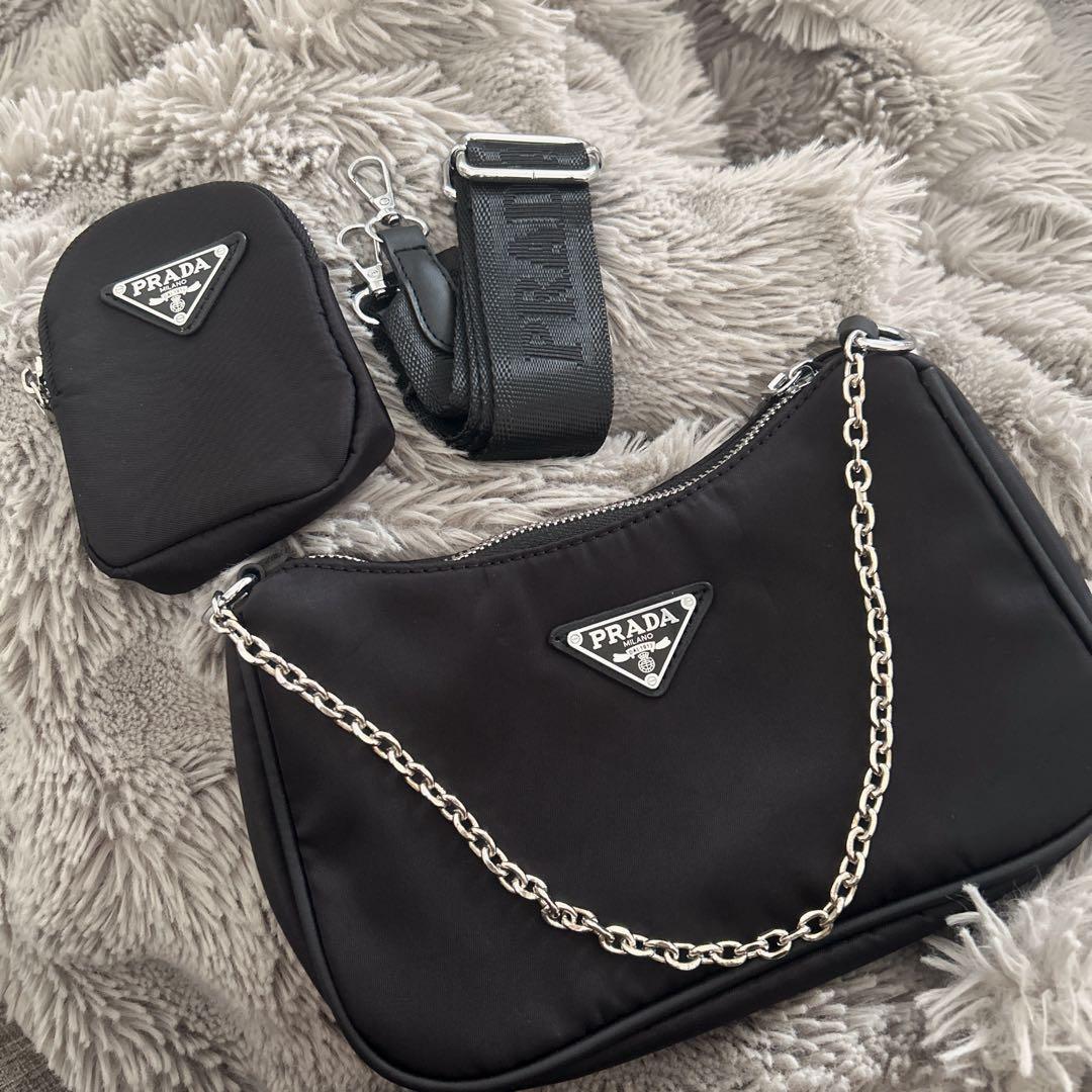 PRADA ノベルティ ショルダーバッグ