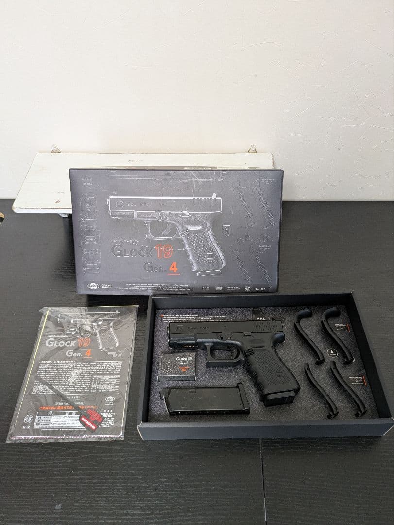 コミコミ　Glock 19 Gen 4 ガスガン　中古動作品