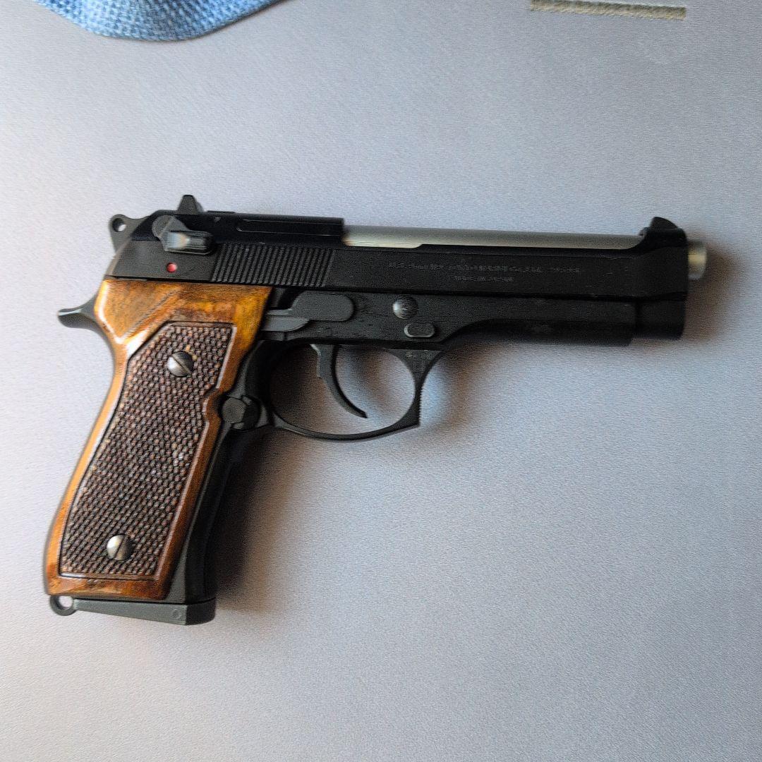 マルイベレッタM92Fウッドグリップ