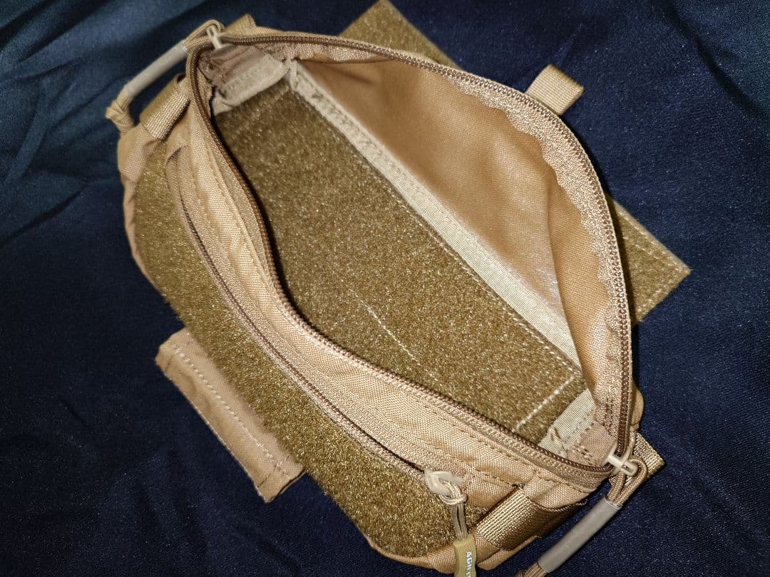 AGILITE ハンガーポーチ （タンカラー）