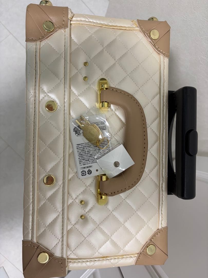 セーラームーン　USJ キャリーケース