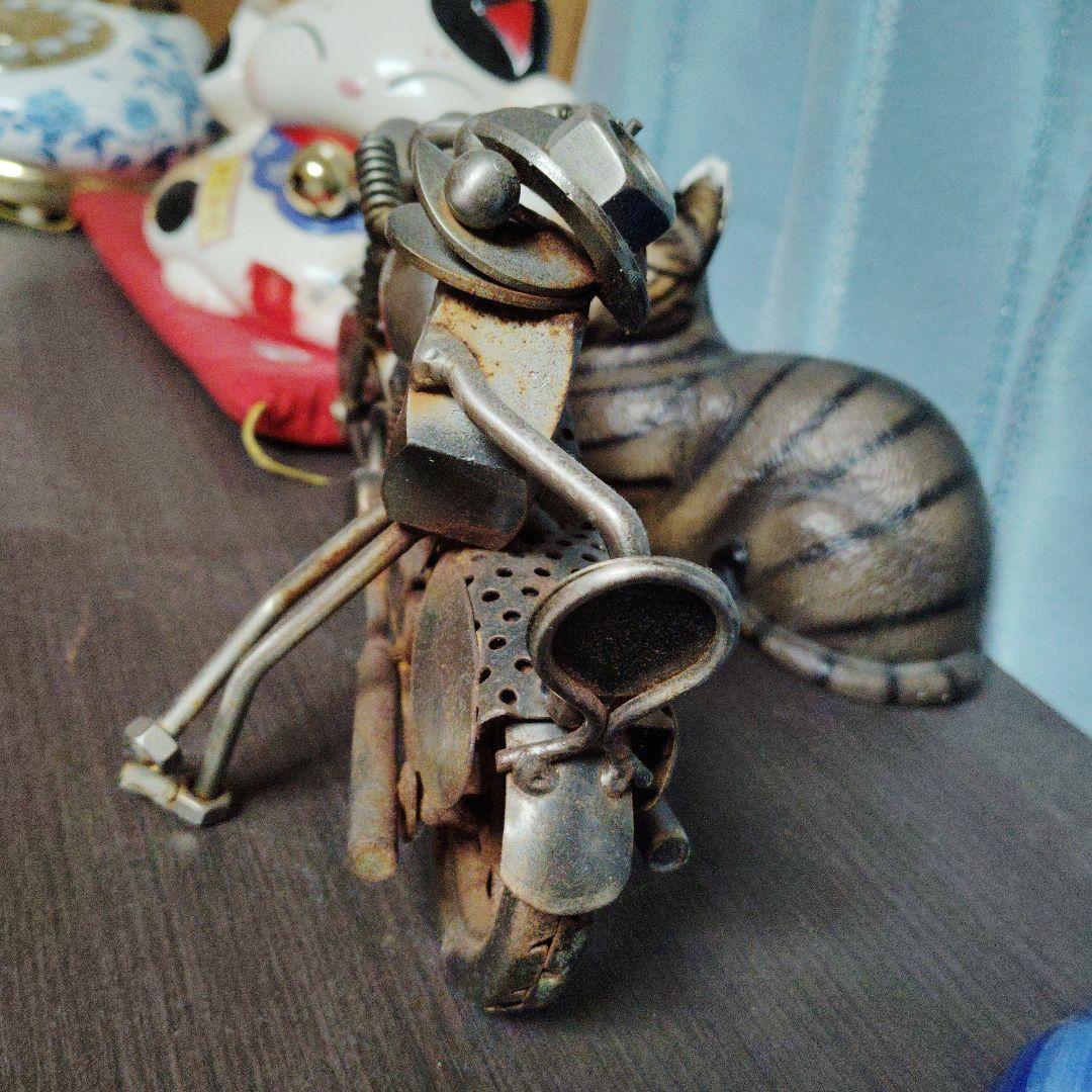 金属製バイクアート 猫とキャラクター付き