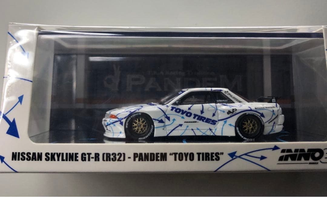 INNO64スカイライ32GT-R パンデム ドリフトカー TOYO セット