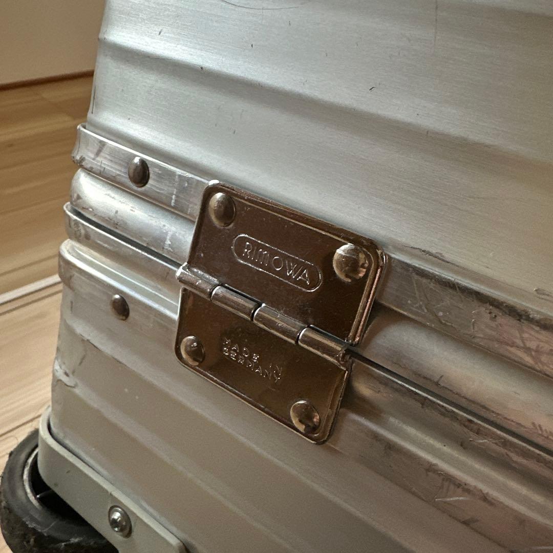 リモワ スーツケース オパール 2輪 opal RIMOWA 104L アルミ