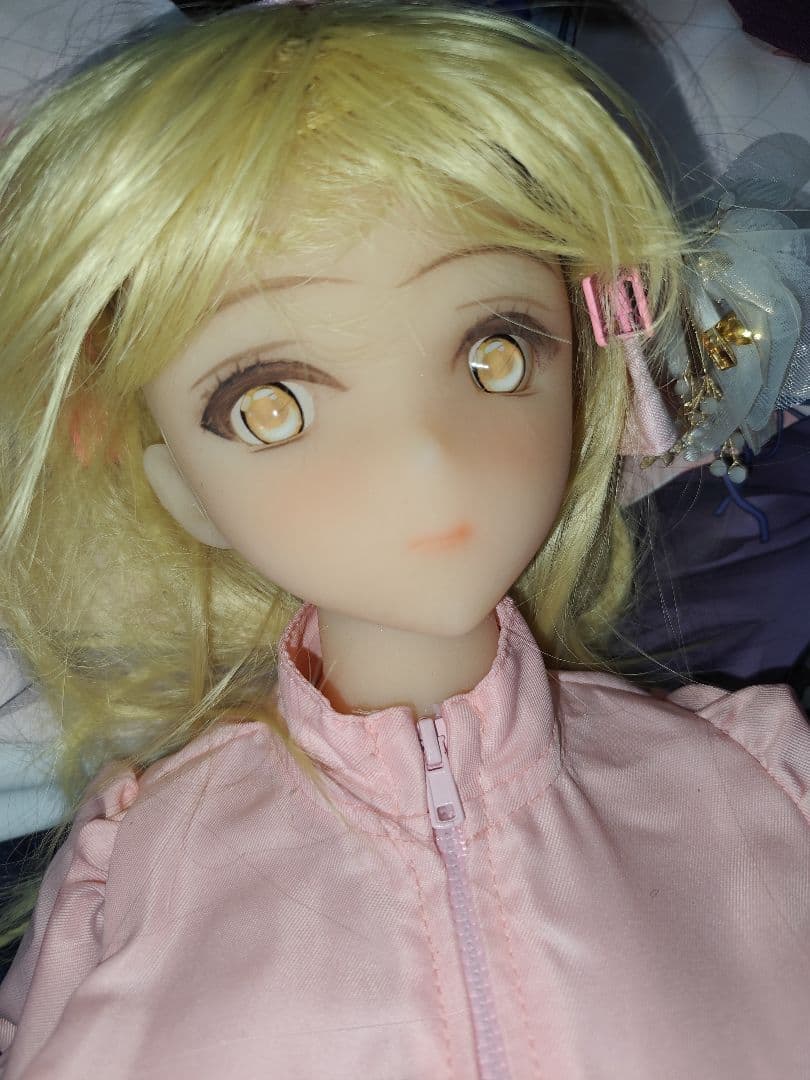 シリコンドール、花のヘアアクセサリーとローション1個お付けします。