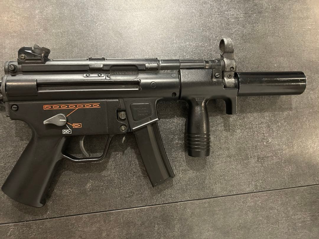 【マガジン・スリング付】 MP5K A4 サプレッサーカスタム　東京マルイ
