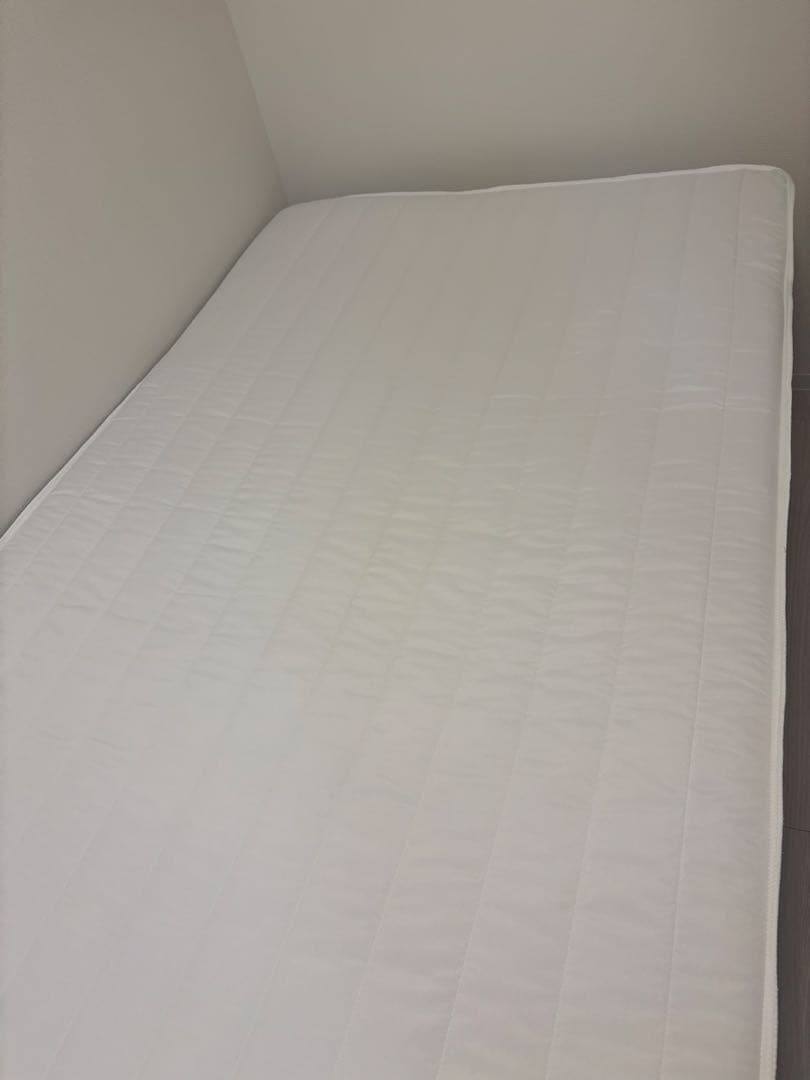 無印良品　シングルサイズ　脚付マットレスポケットコイル26cm（洗えるカバー）