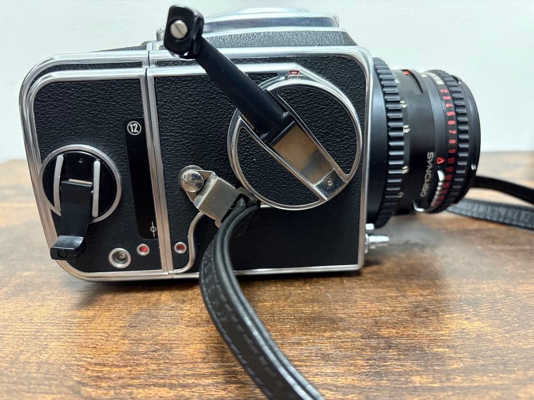 中判カメラ　ハッセルブラッド　500C/M レンズ付き