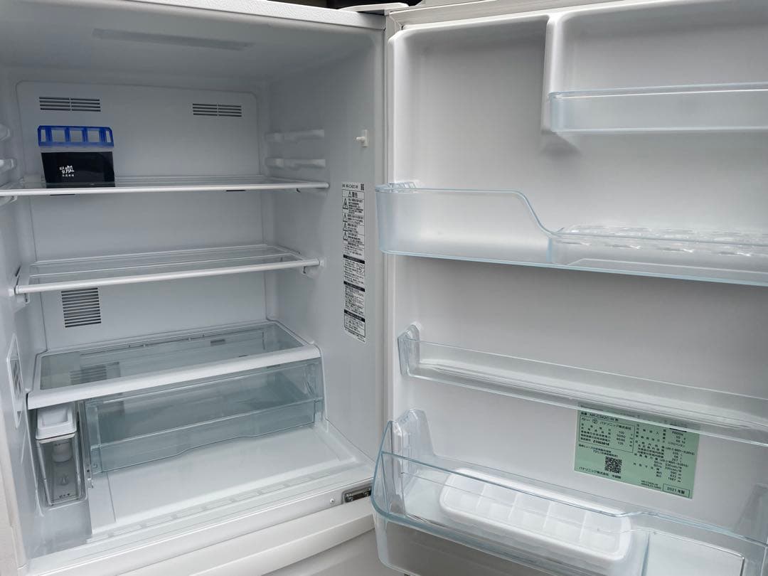 りんご【美品】パナソニック 3ドア冷蔵庫 NR-C342C-W 335L