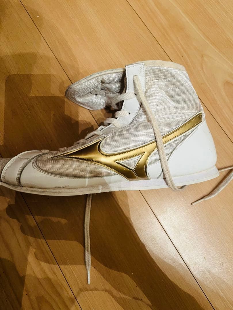 Mizuno ボクシングシューズ ホワイト/ゴールド