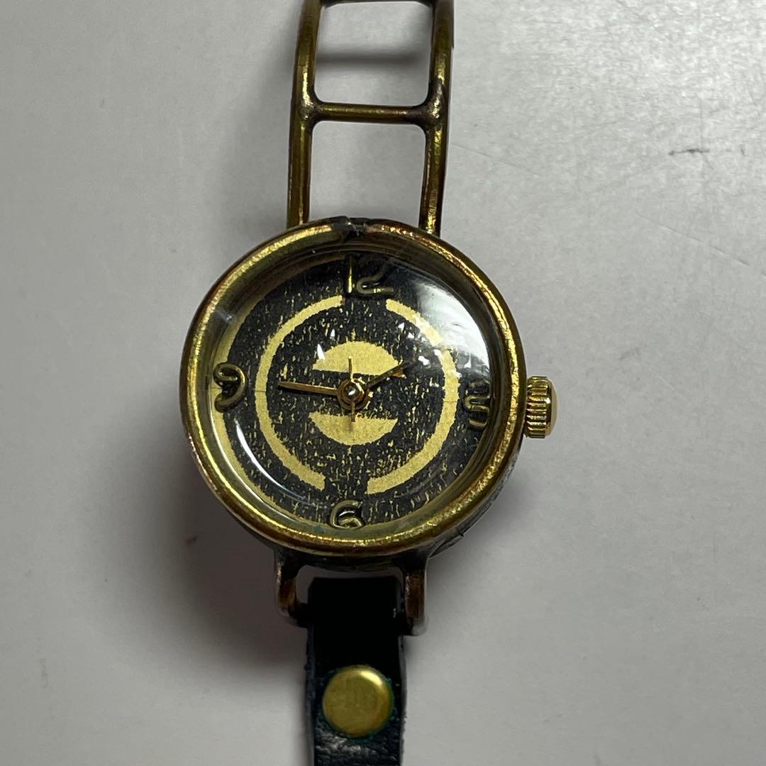 「上領亘ファンクラブ(ななつのこ)グッズのハンドクラフトウォッチ」です。