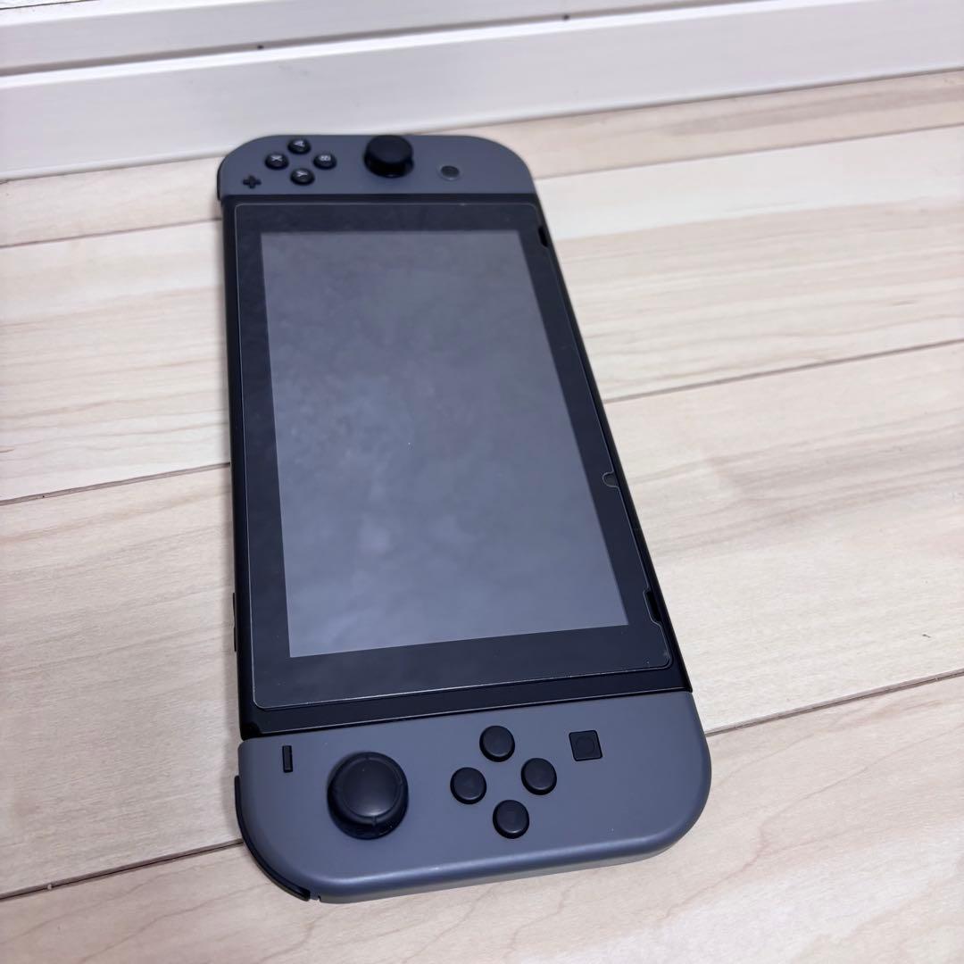 【未使用に近い】バッテリー強化版　Nintendo Switch スイッチ　本体
