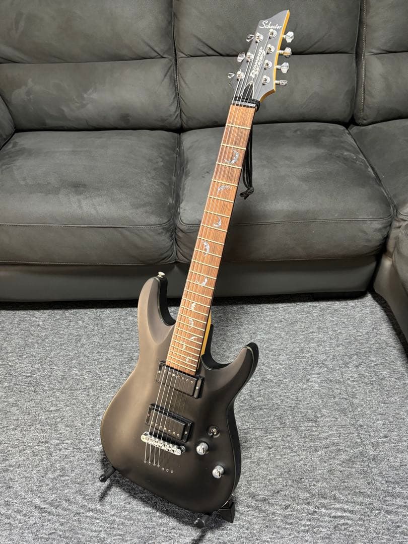 Schecter Diamond Series Damien 7弦