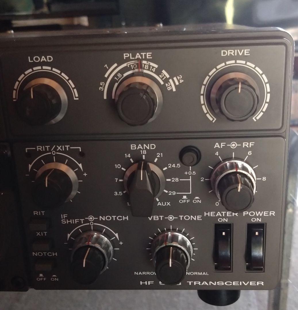 TRIO　トリオ　SSB トランシーバー　TS-830V 無線機