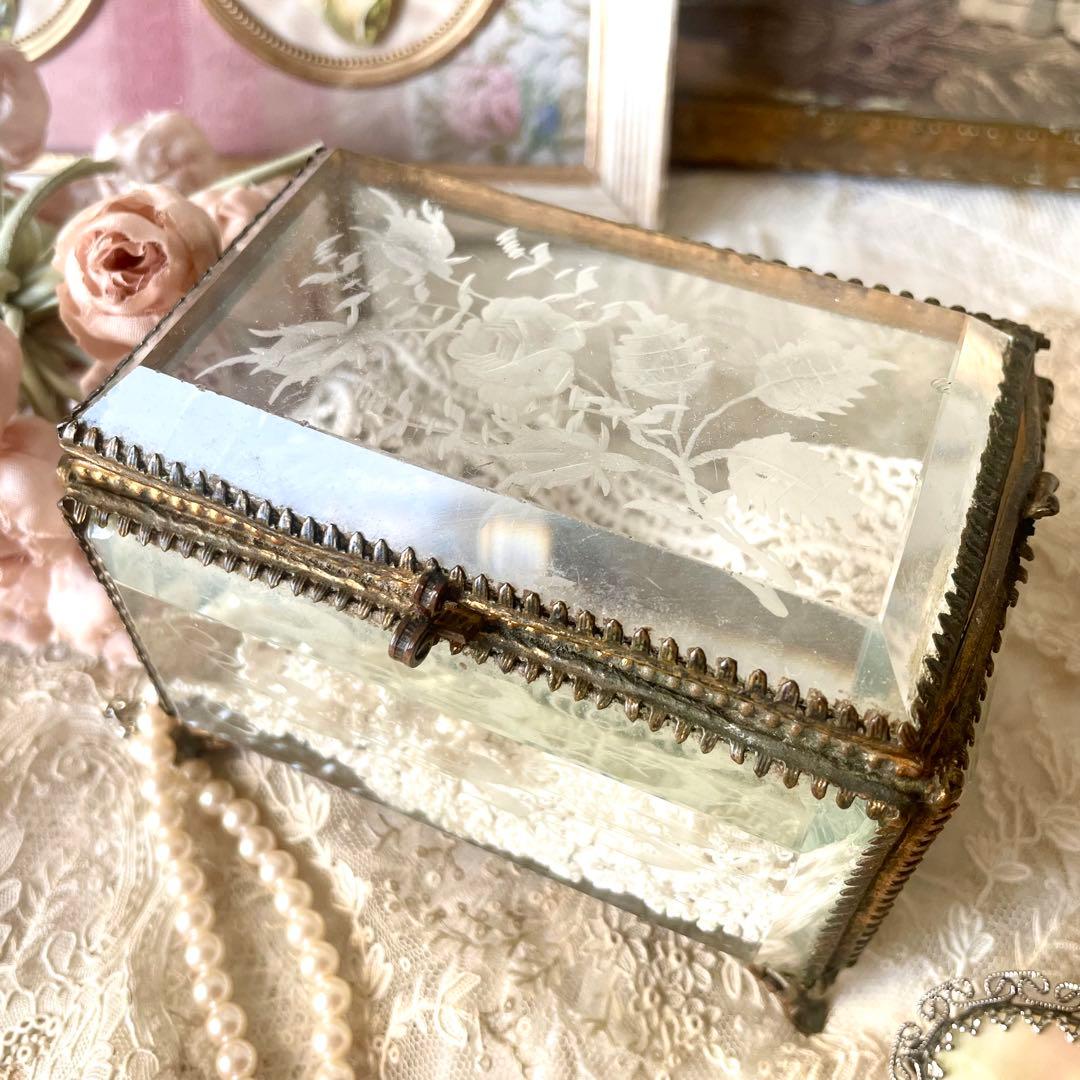 ローズ柄ベベルガラスジュエリーボックス　アクセサリーケース　フランスアンティーク