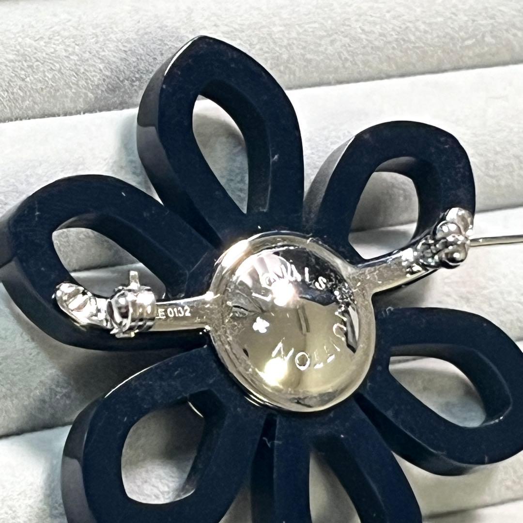 ✨良品✨LOUIS VUITTON ルイヴィトン　ブローチ　フラワー　クリスタル