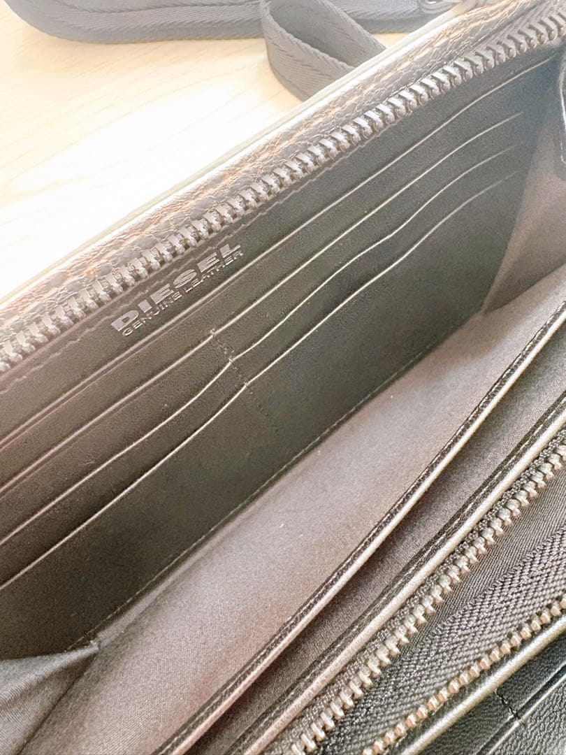 DIESEL ディーゼル ショルダー バッグ ロゴ シルバー 財布