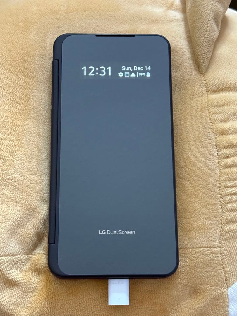 携帯電話本体 LG smartphone